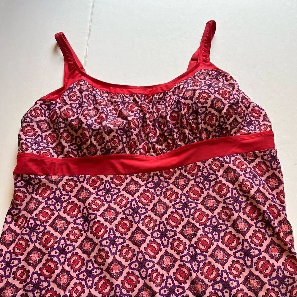 Swimsuits For All One Piece Swim Dress Size 30 Purple and Pink Print - Picture 6 of 14